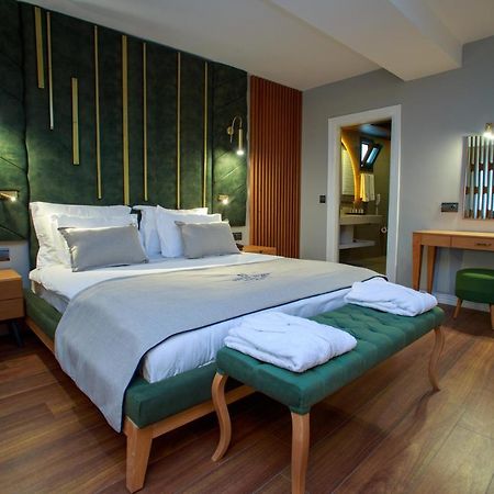 BW Izmir Hotel Измир Екстериор снимка