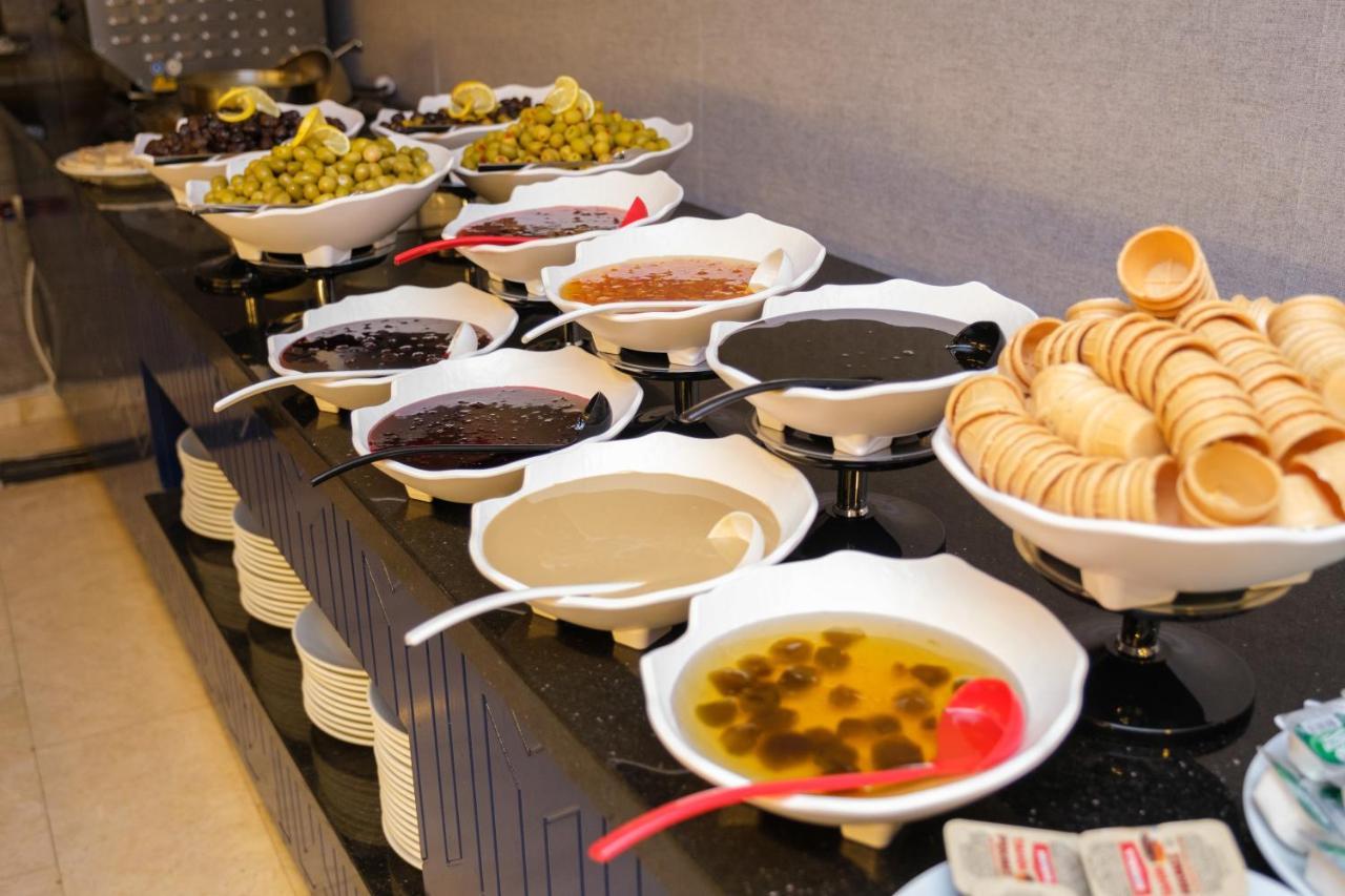 BW Izmir Hotel Измир Екстериор снимка