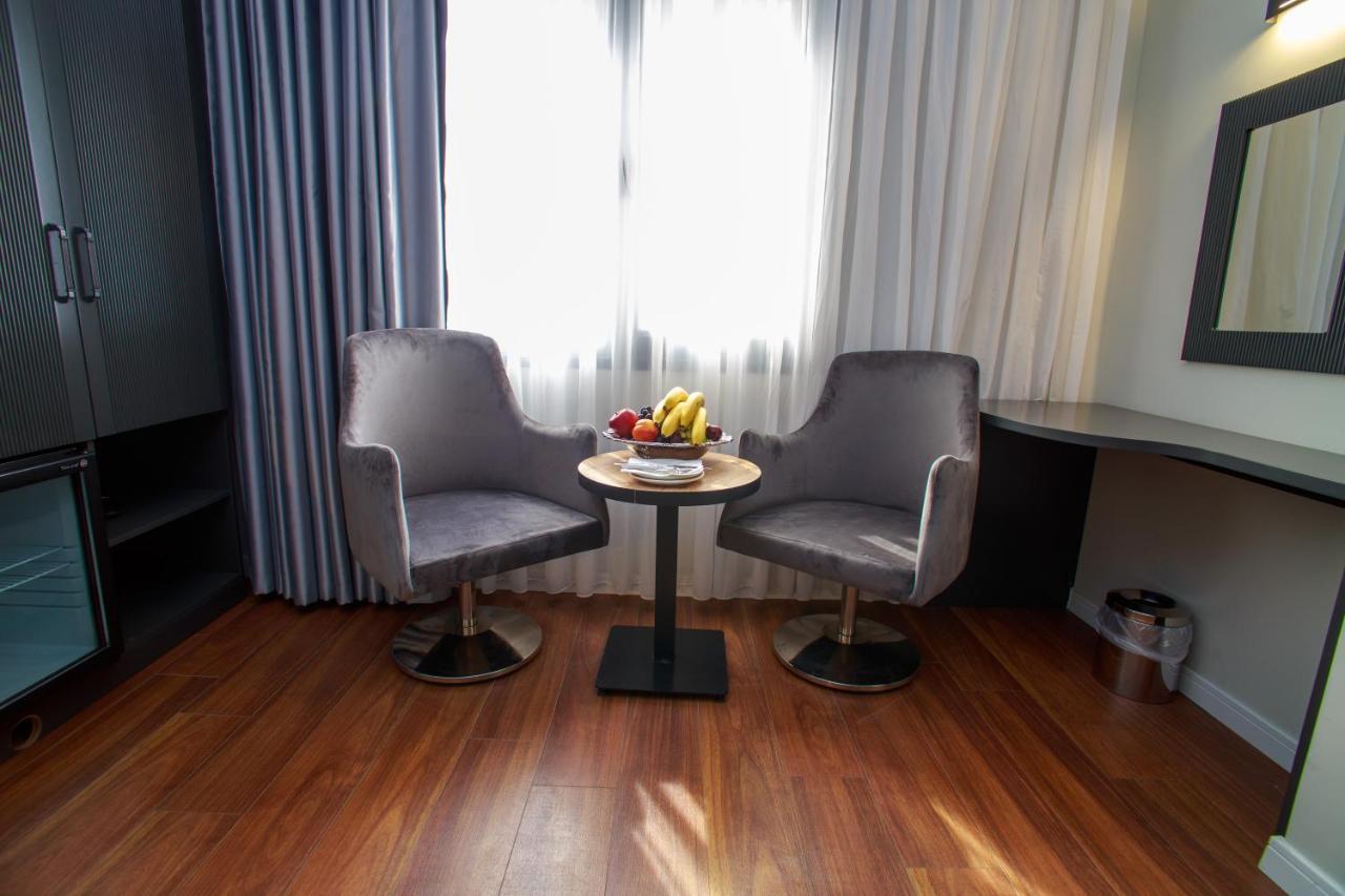 BW Izmir Hotel Измир Екстериор снимка