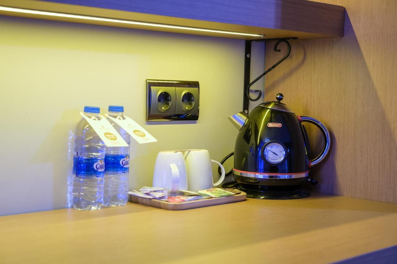 BW Izmir Hotel Измир Екстериор снимка