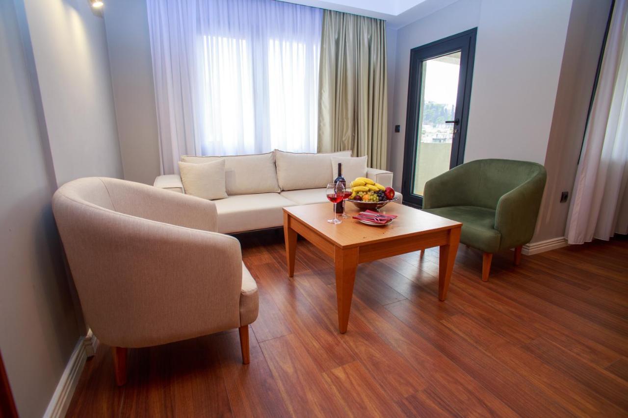 BW Izmir Hotel Измир Екстериор снимка